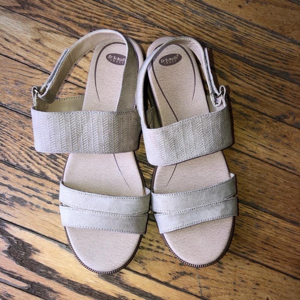 NWOB Dr. Scholl's Freestone Tan Low Heel Sandals - Picture 2 of 9